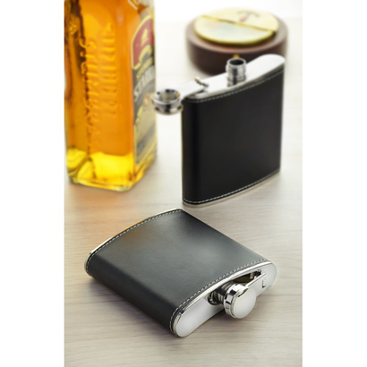 Piersiówka BANFF 180 ml 68bcb17fa25d9.jpg