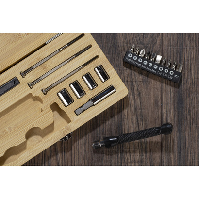 Zestaw narzędzi MAD naturalny