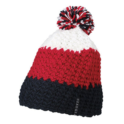 Crocheted Cap With Pompon 6571a3a265daa.jpg